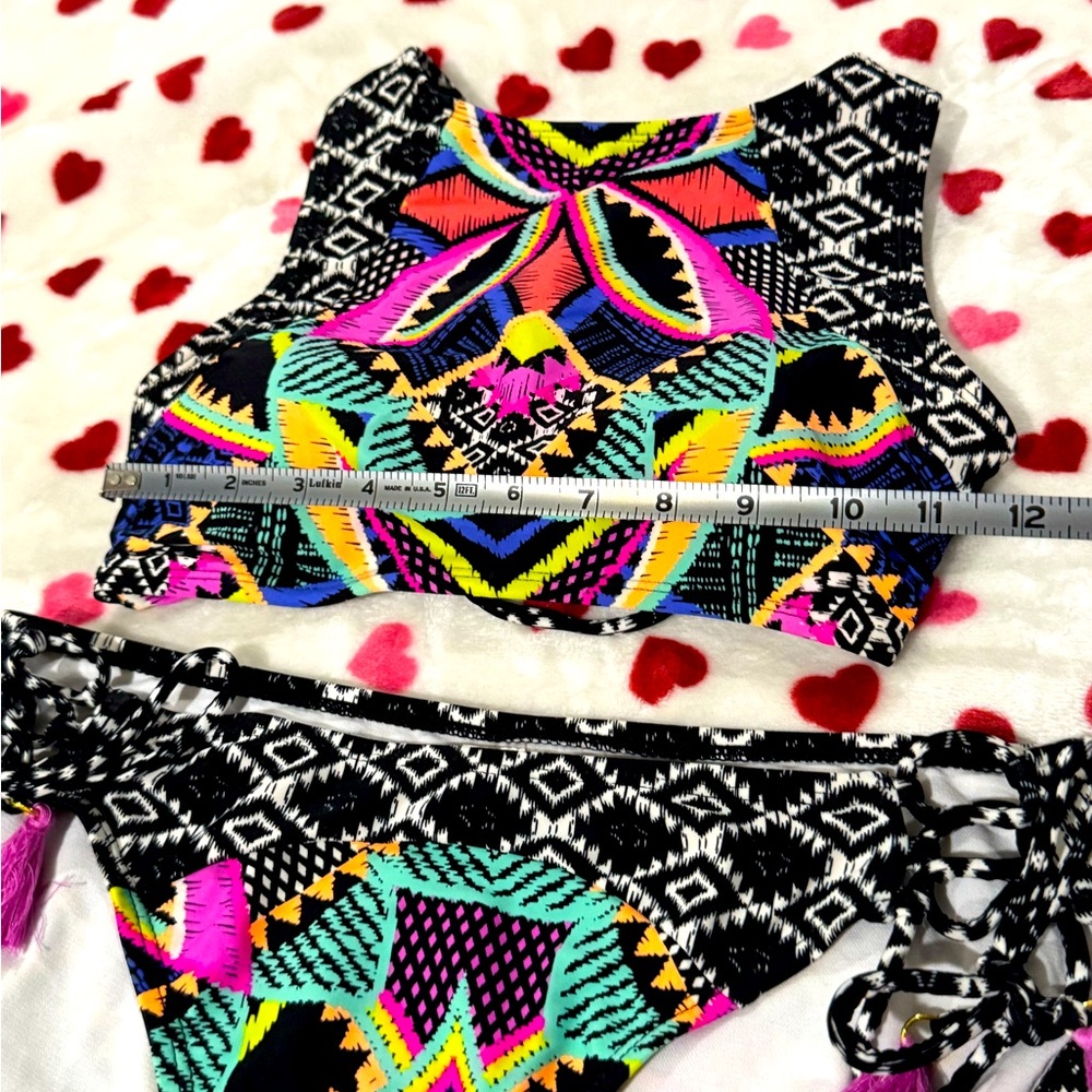 No Boundaries Multicolor Tribal Bikini Size large! Excellent condition! - Picture 5 of 8